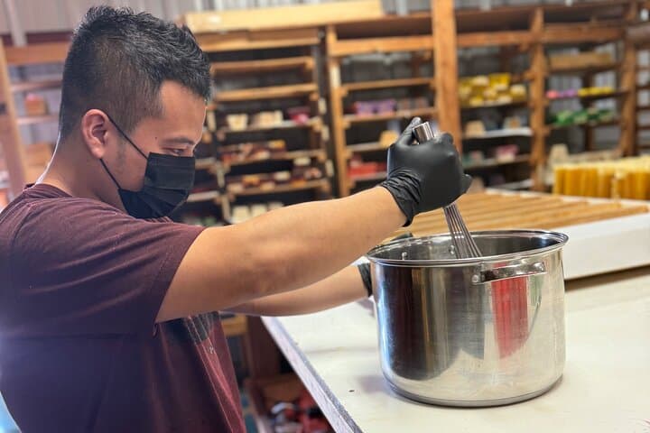 Soap Making Class at Bubble Shack Hawaii — Handcraft Kukui & Tropical Soaps on Oahu photo 4