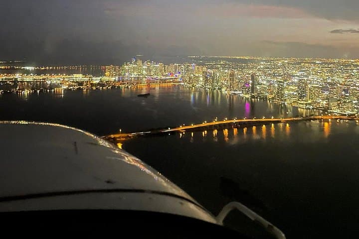 Miami Night Lights Airplane Tour with Champagne — 50-Min Scenic Flight photo 2