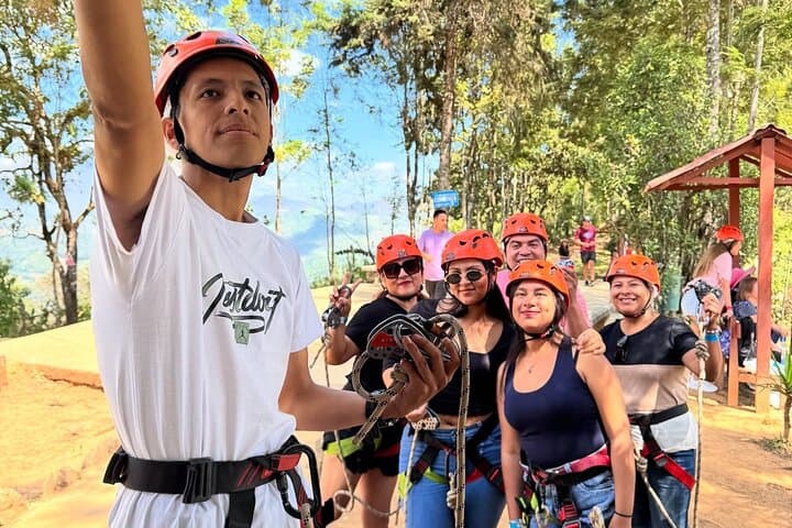 Full-Day Canchaque Mountain Tour: Palambla, Huayanay Viewpoint & Los Peroles photo 5