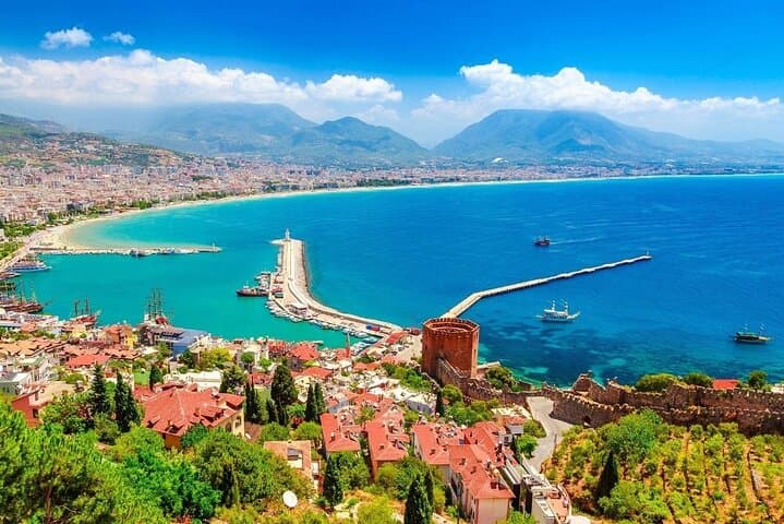 Soar Over Alanya: Tandem Paragliding from Yassı Tepe to Kleopatra Beach photo 6