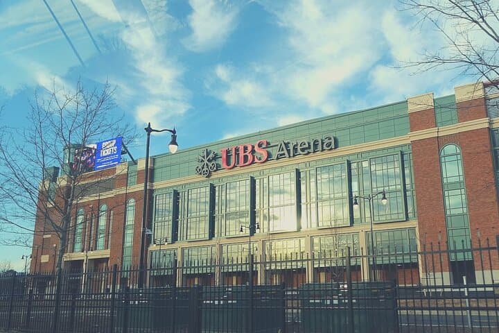 New York Islanders at UBS Arena: Insider Guide to Game-Day Atmosphere & Logistics photo 4