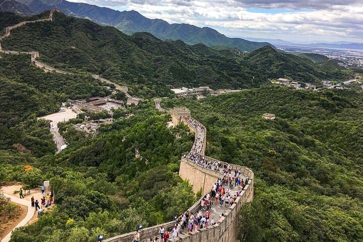 Skip-the-Line Beijing Private Day Tour: Forbidden City & Badaling Great Wall Fast Pass photo 1
