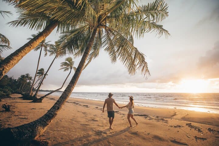 Brisbane to Cairns: 7-Day Boutique Whitsundays & Great Barrier Reef Adventure photo 2