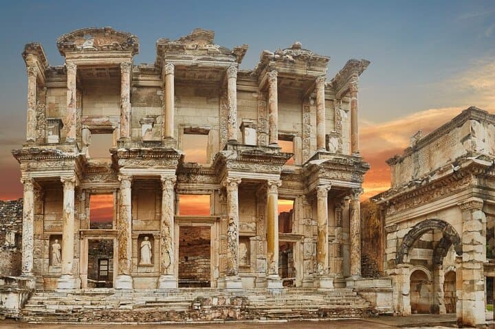 Ephesus & House of the Virgin Mary Day Tour from Kuşadası — Skip-the-Line Archaeological Walk
