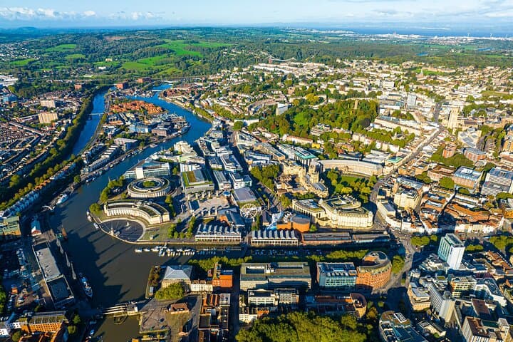 Astounding Scavenger Hunt in Bristol: App-Led City Puzzle Adventure photo 2
