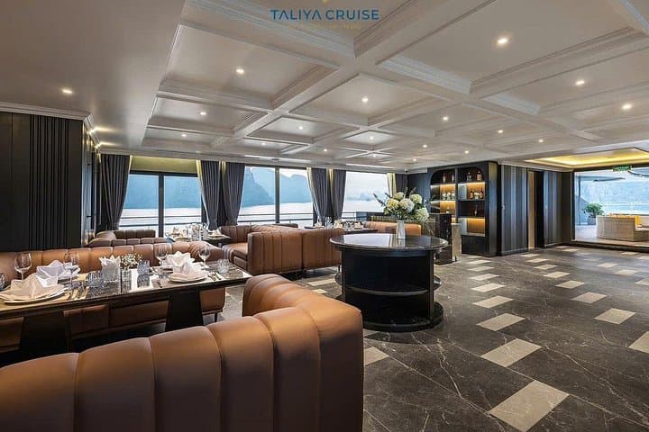 Taliya Luxury Day Cruise: Halong & Lan Ha Bay in Style photo 4