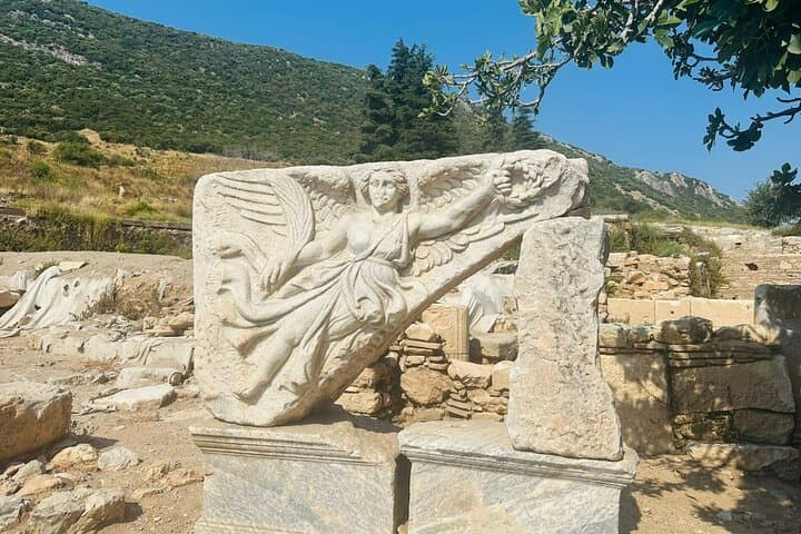 Private Ephesus Shore Excursion from Kuşadası: Ancient Ruins, Crafts & Turkish Lunch photo 4