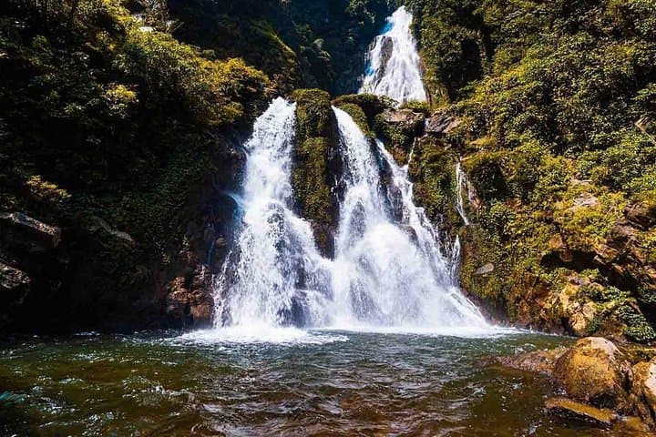 Ha Giang Jeep Adventure: Khuoi My Village & Emerald Waterfall Half-Day Tour photo 2