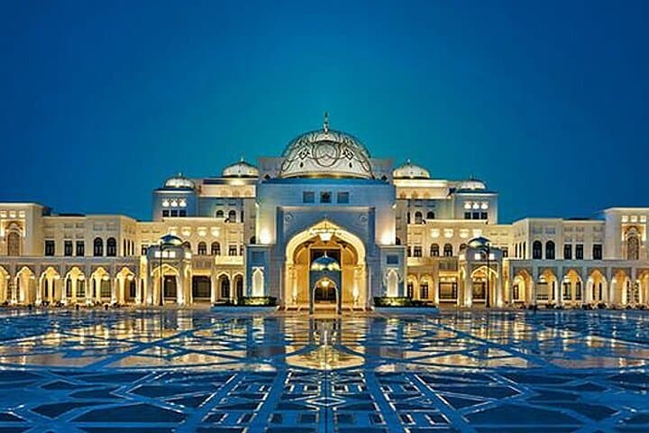 Full-Day Abu Dhabi City Tour — Sheikh Zayed Grand Mosque, BAPS Temple & Corniche Photo Stops photo 3
