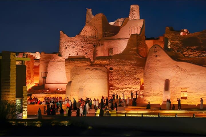 Private Diriyah Evening Tour: VIP Transport, At-Turaif & Traditional Dinner photo 5