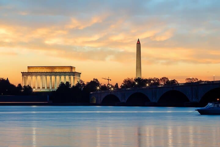Washington D.C. Audio Scavenger Hunt: Self-Guided Landmark Adventure photo 2