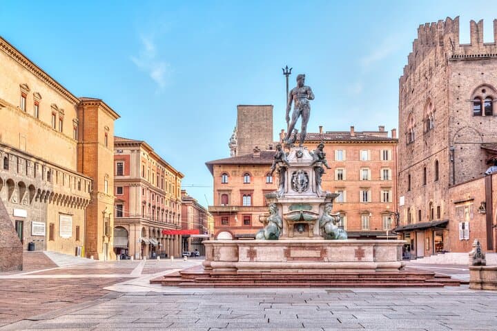 Bologna Audio Tour Adventure: Self-Guided Lets Roam Scavenger Hunt photo 2