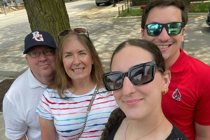 Chicago Murder Mystery Quest: GPS Detective Escape Game on N Halsted photo 6