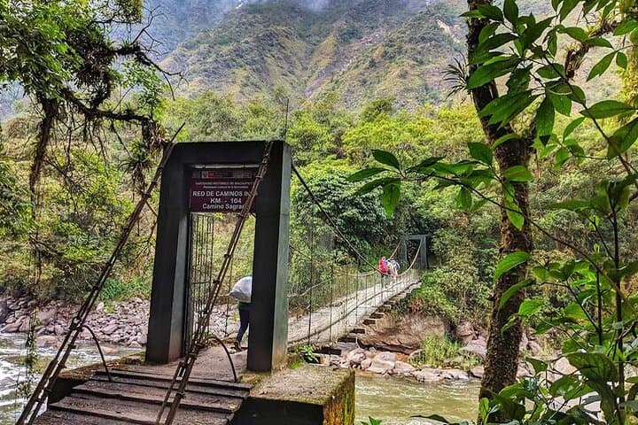 1-Day Inca Trail to Machu Picchu: 9 km Hike from Cusco