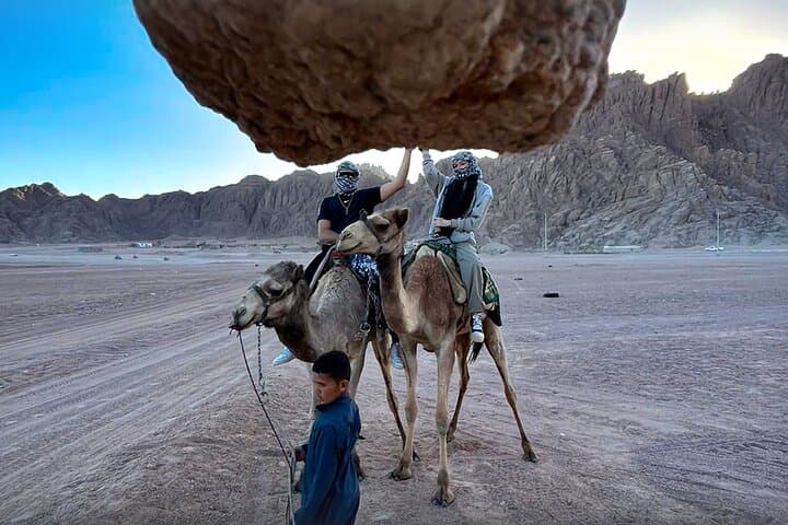Full-Day Pyramids, Sphinx, Saqqara & Memphis Private Tour from Cairo photo 2