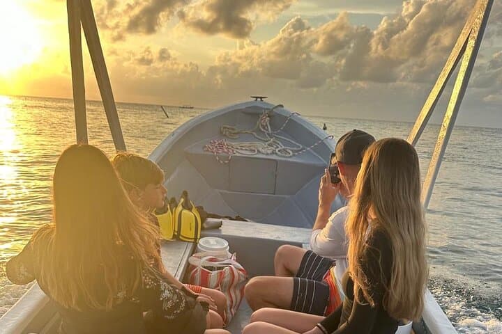 Roatan Night Snorkel & Scuba: Explore the Mesoamerican Reef Under the Stars photo 2