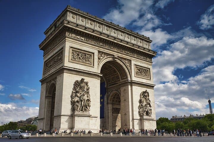 Private Paris Sightseeing by Car — Eiffel, Louvre & Classic Sights in 3–8 Hours photo 3