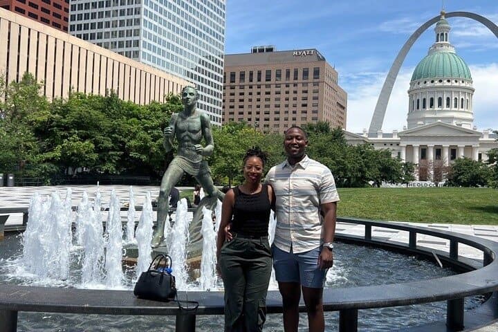 St. Louis Scavenger Hunt: Downtown City Quest Near the Gateway Arch photo 1