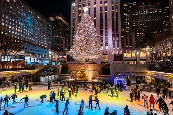 Ultimate NYC Christmas Lights Night Walking Tour — Rockefeller, Saks & Bryant Park