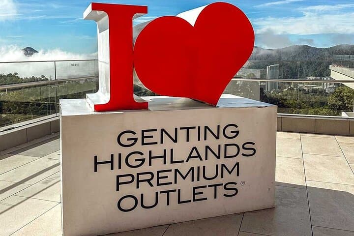 Genting Highlands Day Trip from Kuala Lumpur: SkyWay Cable Car, Chin Swee & Premium Outlets photo 2