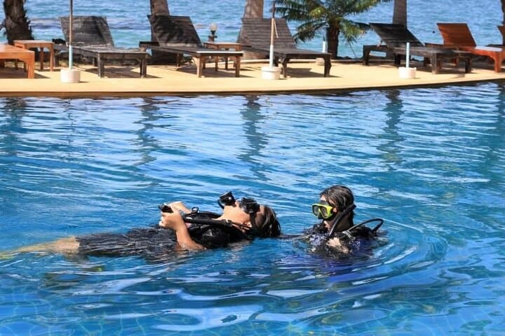 Koh Chang 2-Day PADI Scuba Diver Course — Learn to Dive to 12m photo 2