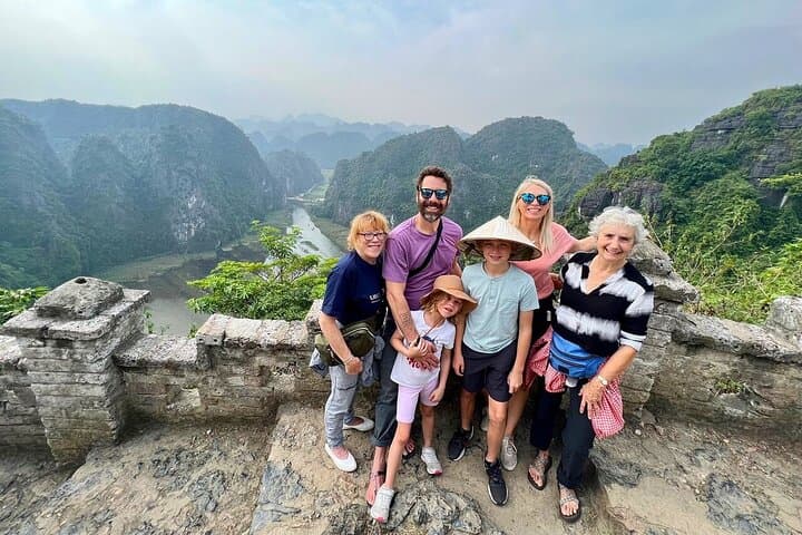 Day Trip to Ninh Binh: Hoa Lu, Tam Coc & Mua Cave from Hanoi