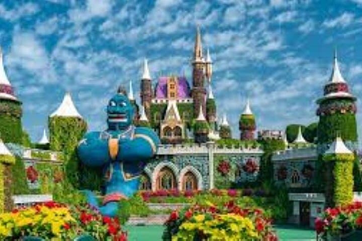 Dubai Miracle Garden: Ultimate Guide to Visiting the World’s Largest Flower Park photo 2