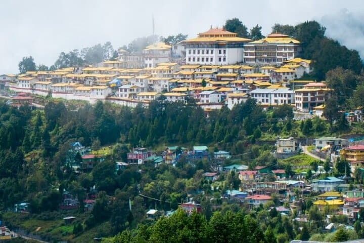 13-Day Assam Meghalaya Arunachal Tour: Brahmaputra Valleys, Tawang Heights & Kaziranga Wildlife photo 3