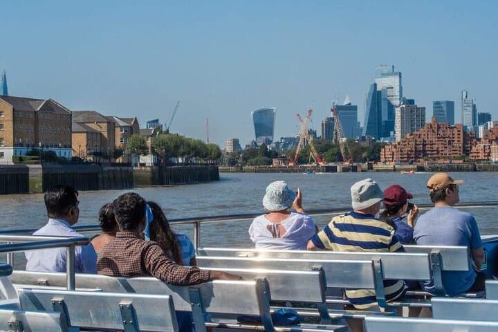 Thames River Cruise in London — Sightseeing, Lunch & Dinner Options photo 5