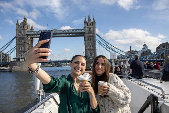 Thames River Cruise in London — Sightseeing, Lunch & Dinner Options