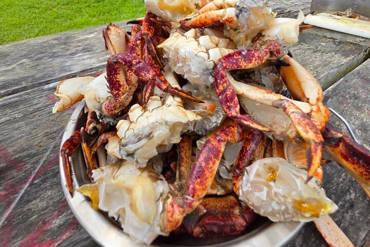 Catch and Cook Dungeness Under the Golden Gate Bridge: Crabbing at Crissy Field photo 4