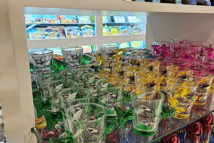 Punta Cana Souvenirs Shopping Tour: Local Crafts, Coffee & Mama Juana Tasting photo 3