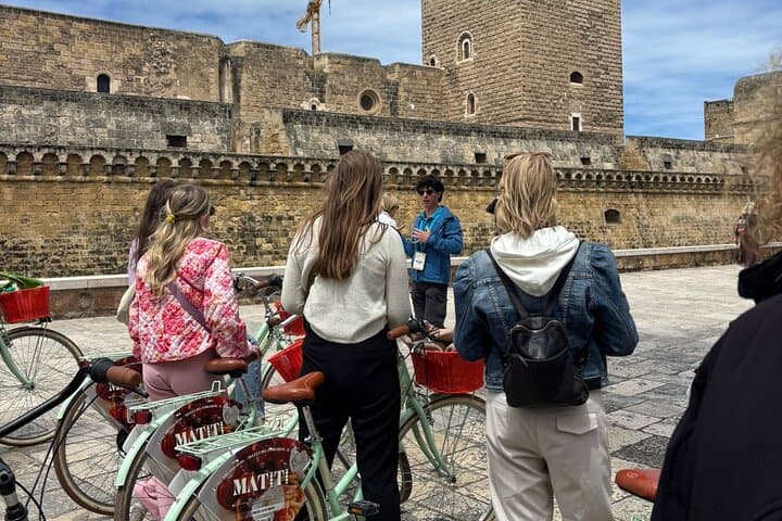 Bari Bike Tour: Old Town Alleys, Basilica of Saint Nicholas & Seafront Ride photo 5