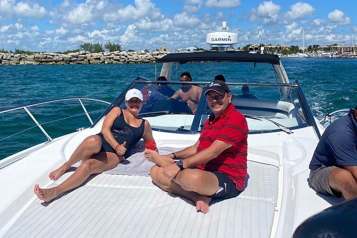 Private Yacht Rental in Cancun: Isla Mujeres & Playa Norte Day Charter photo 4
