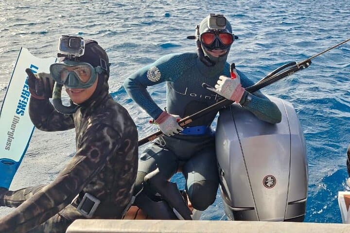 Private Tahaa Boat Tour: Vanilla Groves, Pearl Farm, Coral Garden & Motu Lunch photo 3
