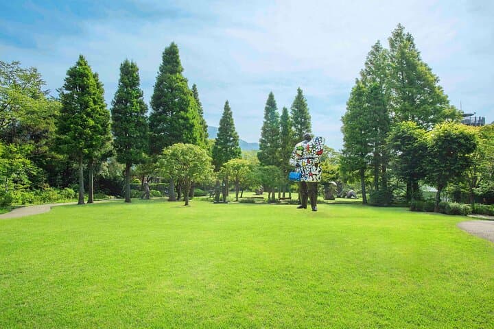 Private Hakone Art Tour — Open-Air Sculptures, Lalique Glass & Pola Museum photo 3