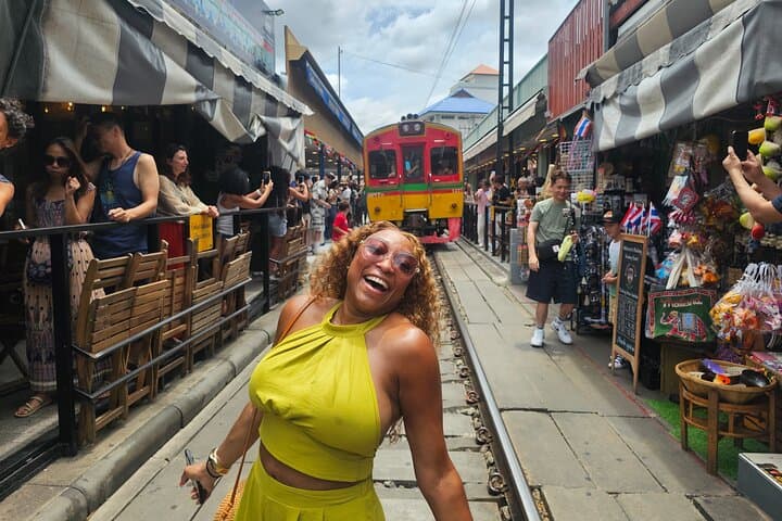Bangkok Private Tour: Maeklong Railway & Damnoen Saduak Floating Market photo 1