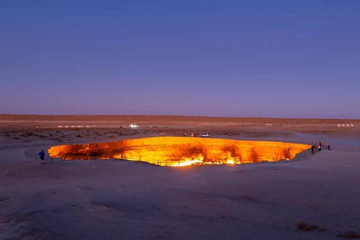 Four-Day Turkmenistan Adventure: Darvaza Gas Crater to Ashgabat