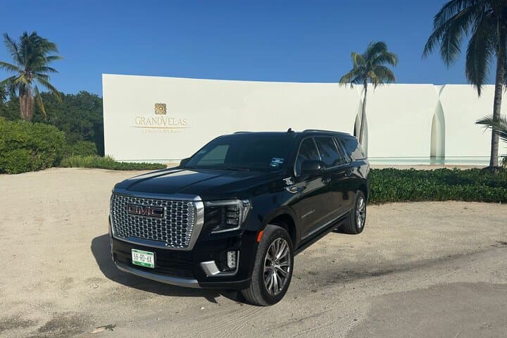 Chichen Itza VIP Tour: Cenote Swim, Maya Village & Gourmet Buffet