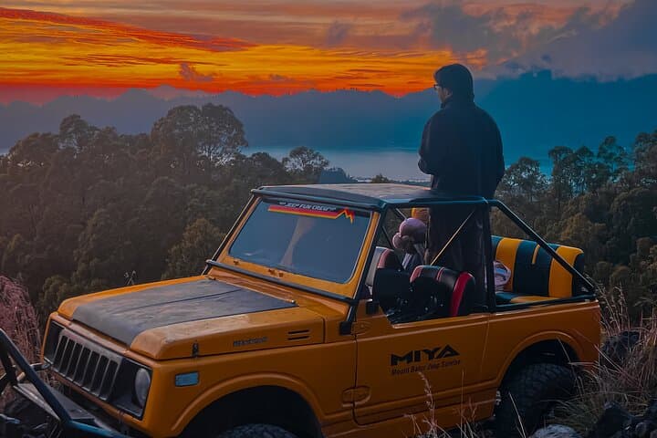 Mount Batur Sunrise Jeep Tour with Photographer — Kintamani Views & Breakfast photo 2
