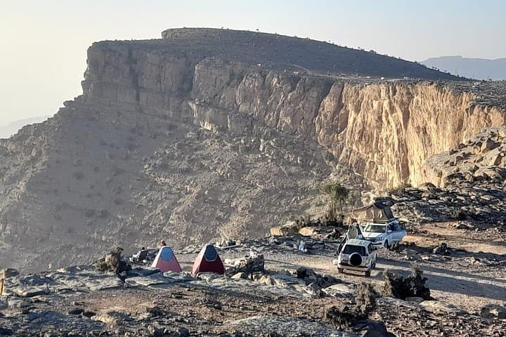 2-Day Jebel Shams Overnight: Hike the Arabian Grand Canyon & Balcony Walk photo 2