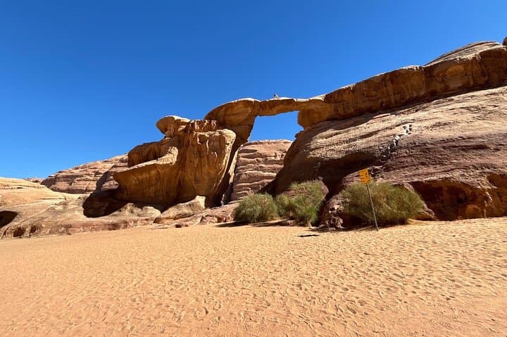 Wadi Rum Full-Day Jeep Tour with Bedouin Lunch & Sandboarding photo 3