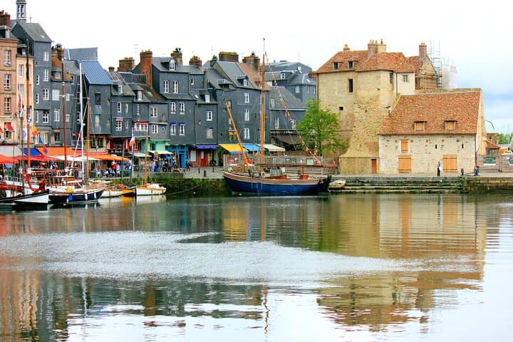 Le Havre Shore Excursion: Honfleur and Deauville Day Trip photo 5
