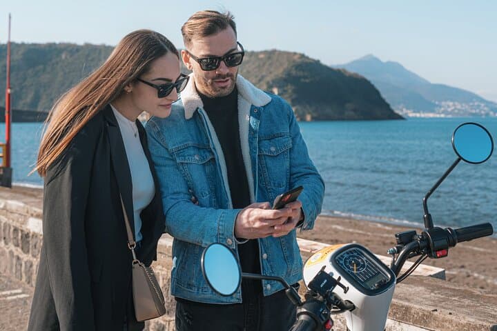 Explore Procida by Electric Scooter: Full-Day Sustainable Island Rental photo 5