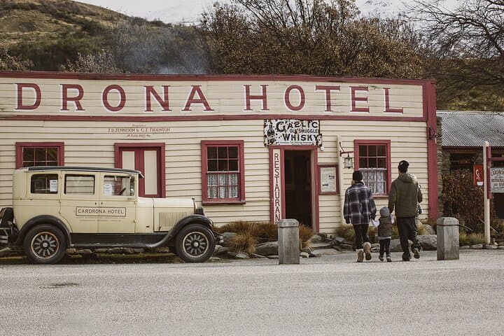 Wanaka to Queenstown Scenic Small-Group Transfer via Cardrona & Crown Range photo 3