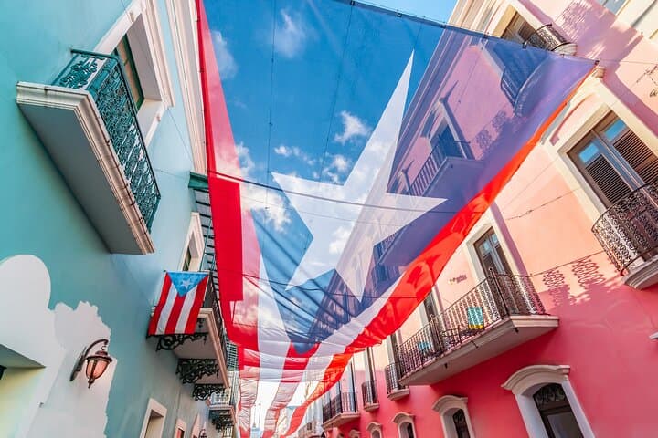 Old San Juan Scavenger Hunt: App-Led Adventure Through Historic Streets photo 2