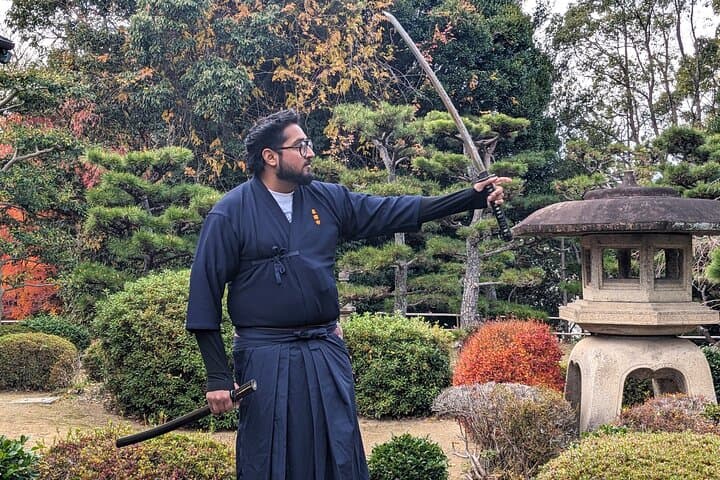 Samurai Experience at Arai Residence: Toyama-ryu Iaido Workshop in Izumisano, Osaka photo 2