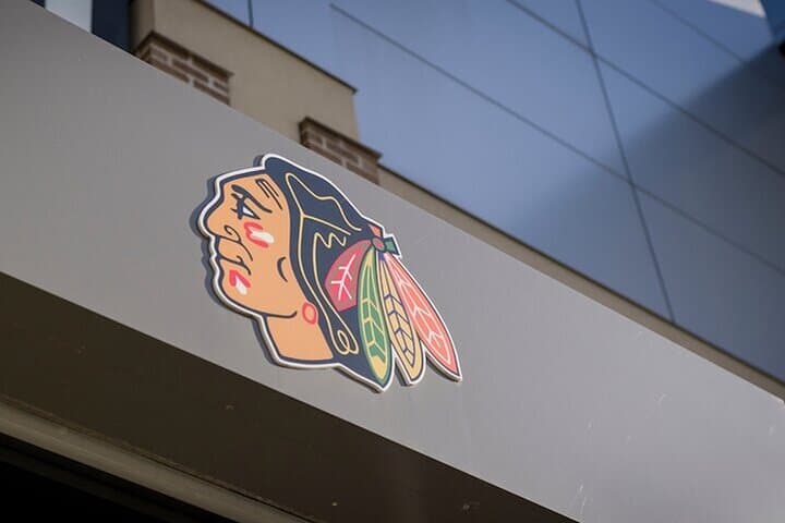 Inside United Center: What to Expect at a Chicago Blackhawks Game photo 2