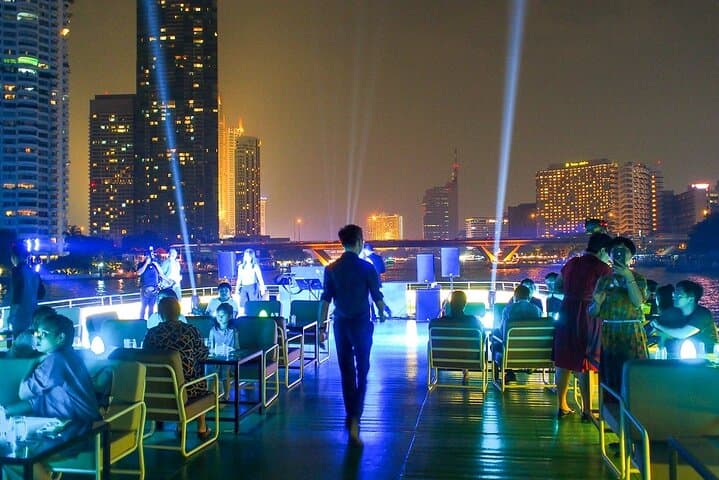 Bangkok Royal Princess Chao Phraya Dinner Cruise — Night Buffet & Riverside Landmarks photo 4