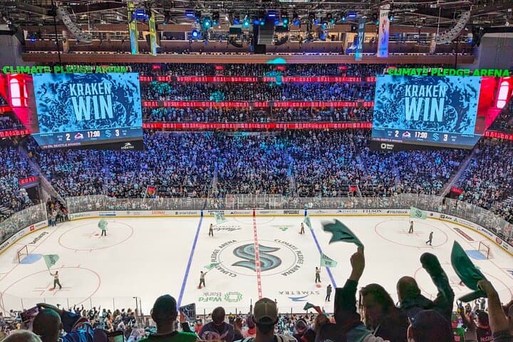Seattle Kraken at Climate Pledge Arena: Live NHL Game Experience photo 4